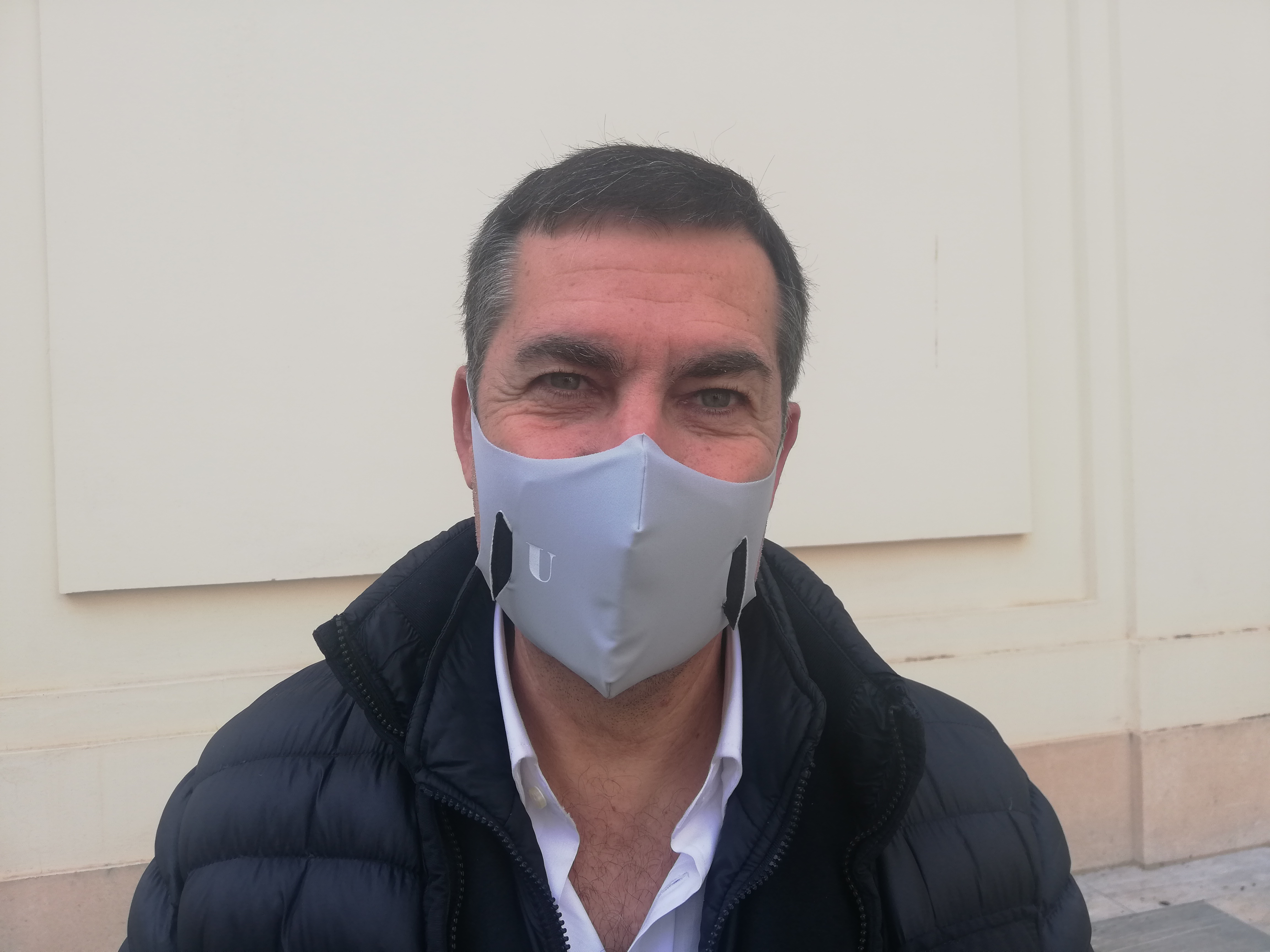 Quartucciu, niente luminarie per Natale: “Con quei soldi compriamo test e tamponi per i bisognosi”