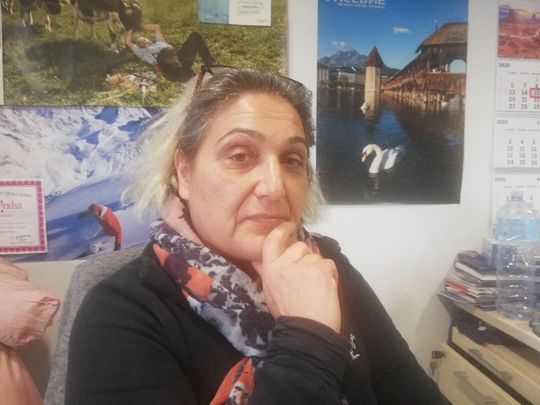 Tiziana, agente di viaggio cagliaritana: “Dallo Stato solo 1200 euro, sto consumando i miei risparmi”