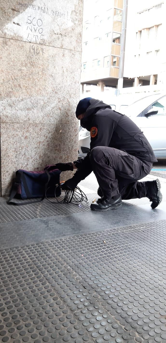 Cagliari, valigia sospetta sotto il Comune: traffico bloccato per un’ora in via Sonnino