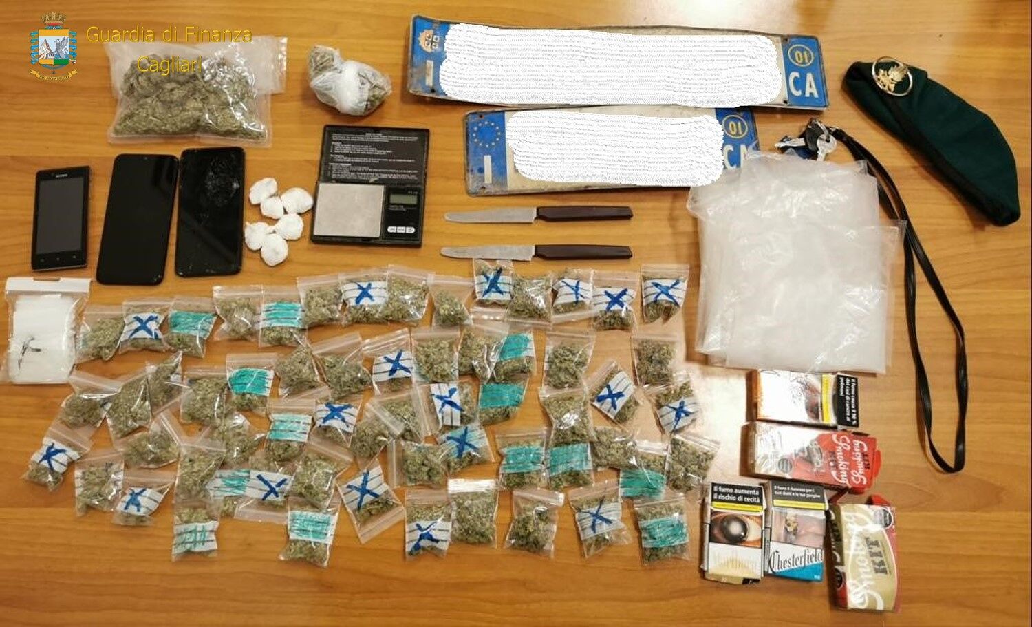 Spaccio di cocaina e marijuana, pusher minorenne arrestato a Sant’Elia