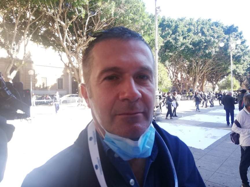 “Zona arancione? Assurdo, non potrò aprire i 3 ristoranti a Cagliari e dovrò indebitarmi”