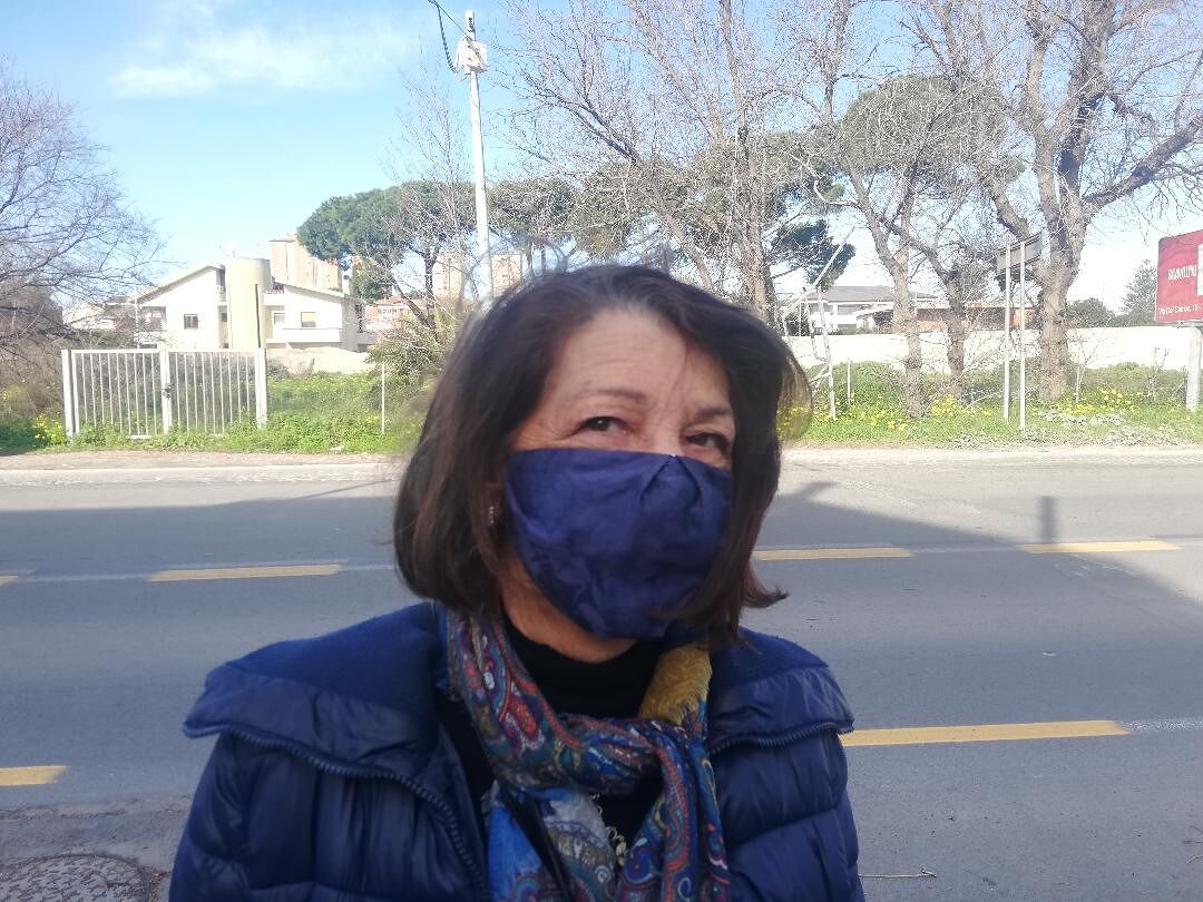 “Viale Marconi, col senso unico i fattorini si rifiutano di fare le consegne: rimettete il doppio senso”
