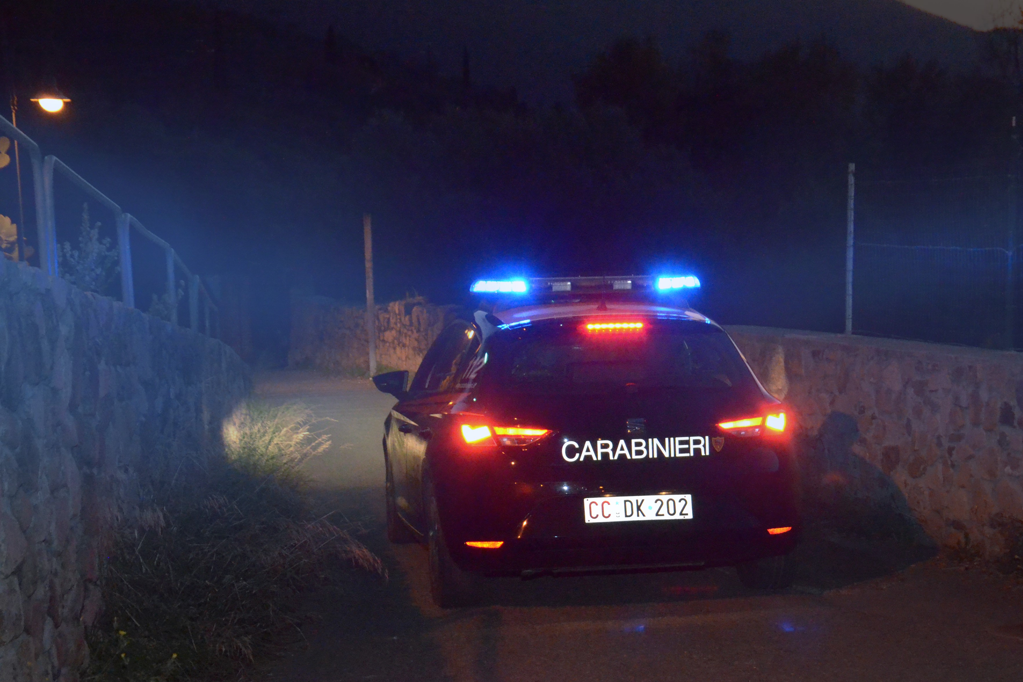 Samassi, fermato di notte per un controllo viene trovato con eroina e cocaina