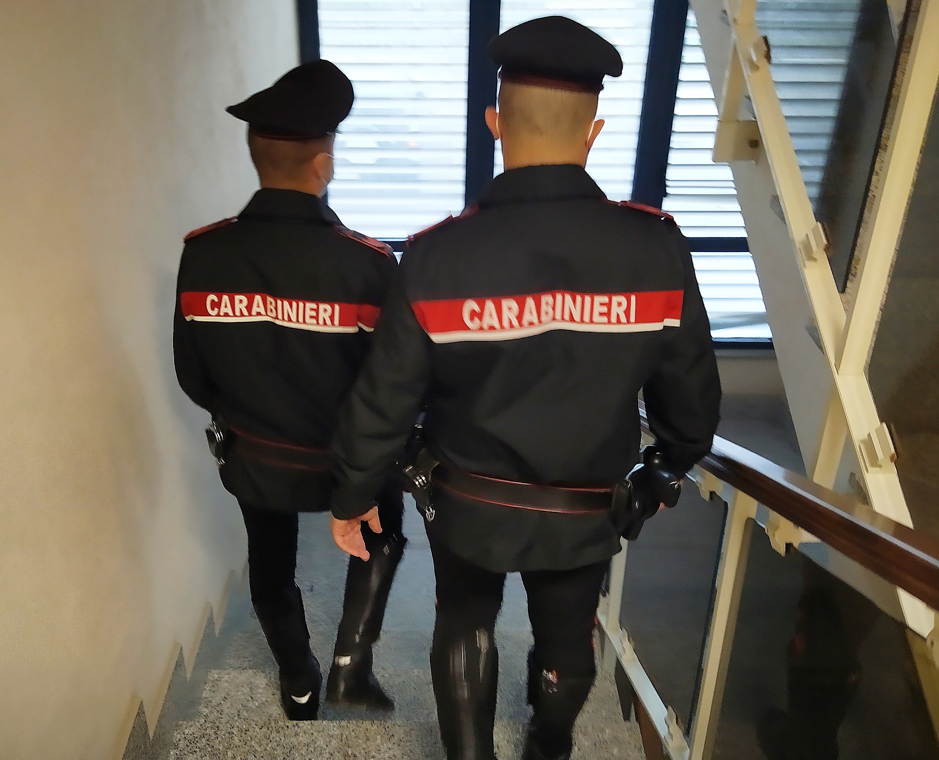 Spaccio di droga e mancato pagamento degli alimenti, muratore cagliaritano in carcere