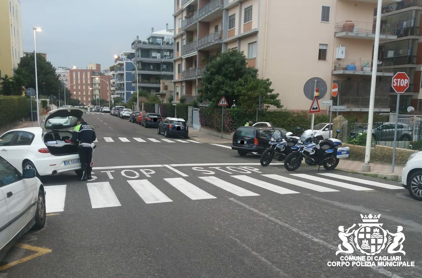 Guida pericolosa a Monte Urpinu, proseguono i controlli della polizia locale: fioccano le multe