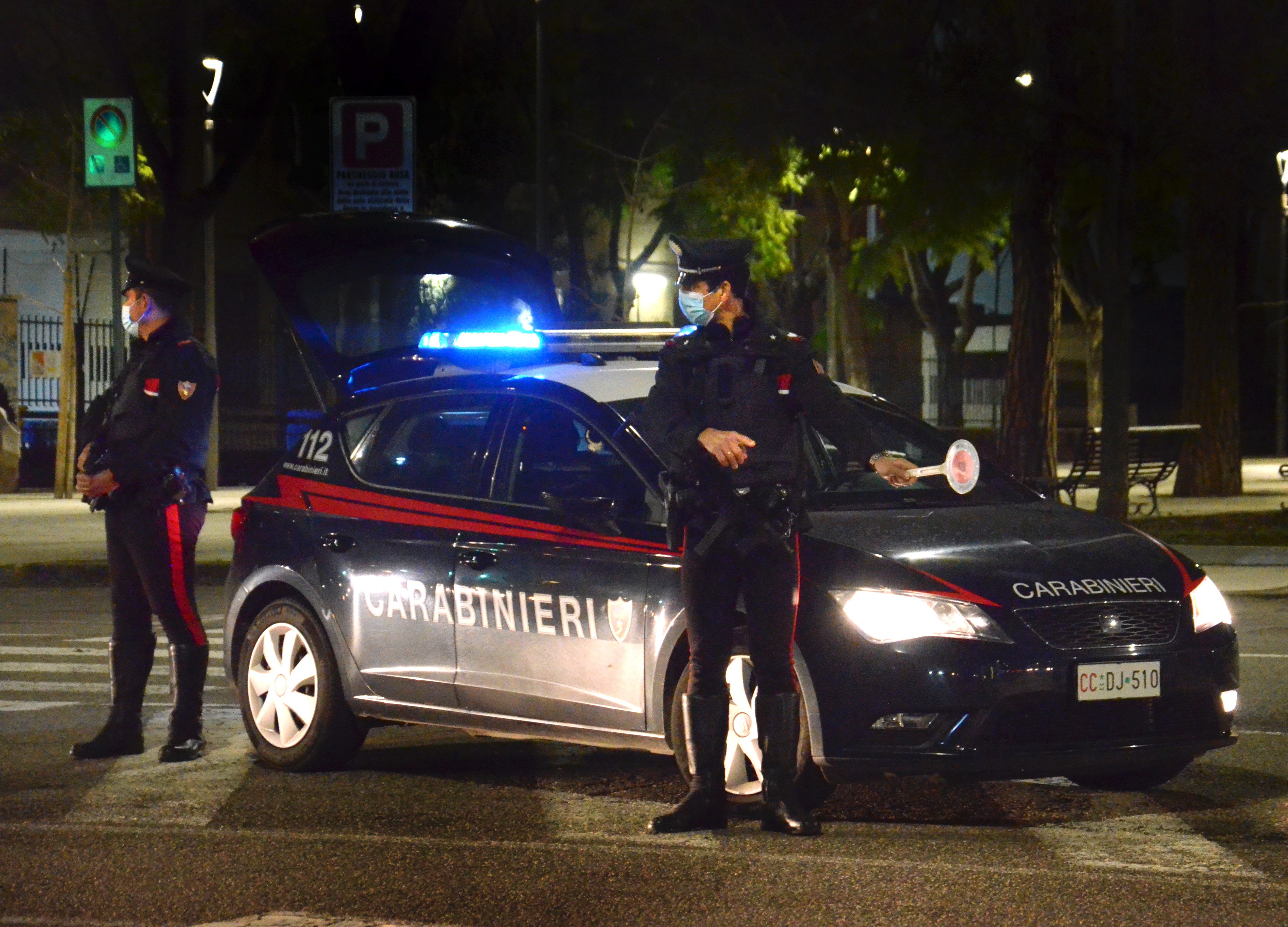 Samassi, ubriaco alla guida causa un incidente: denunciato per lesioni un 22enne