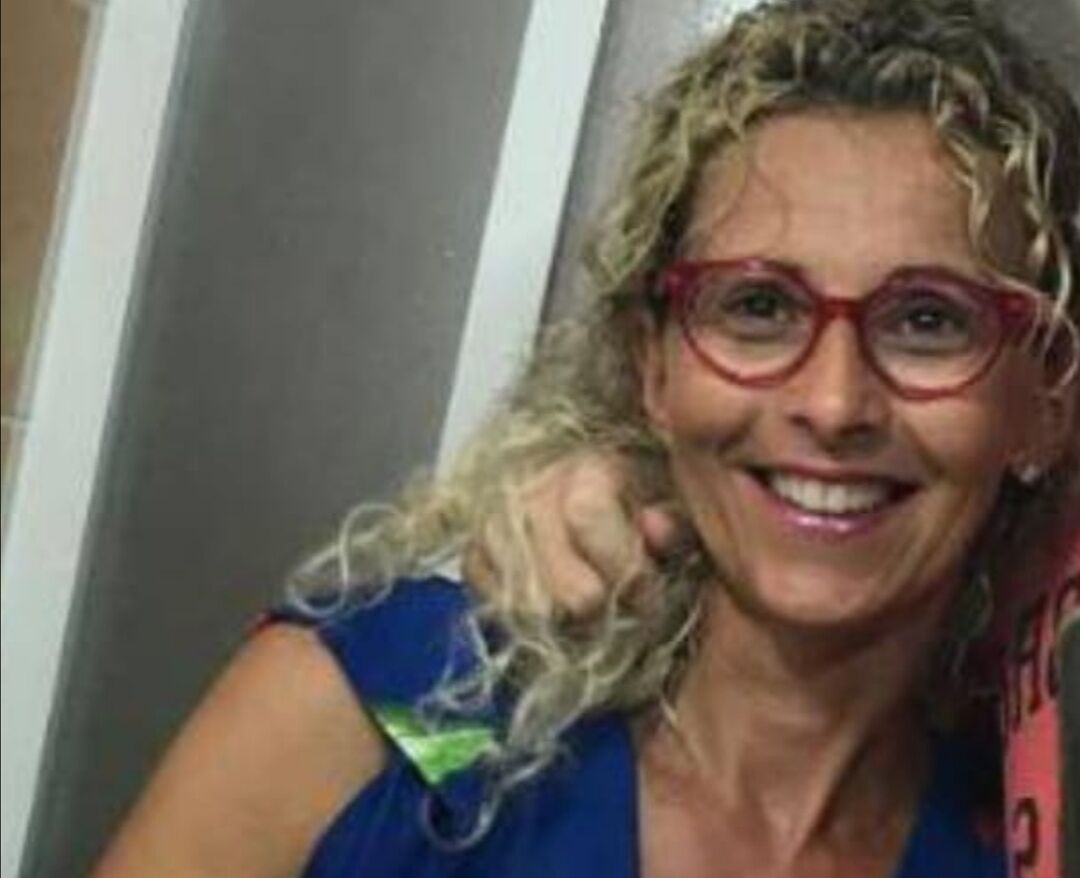 Lavora al Nord, ma ha il fidanzato in Sardegna: “Posso tornare da lui”?