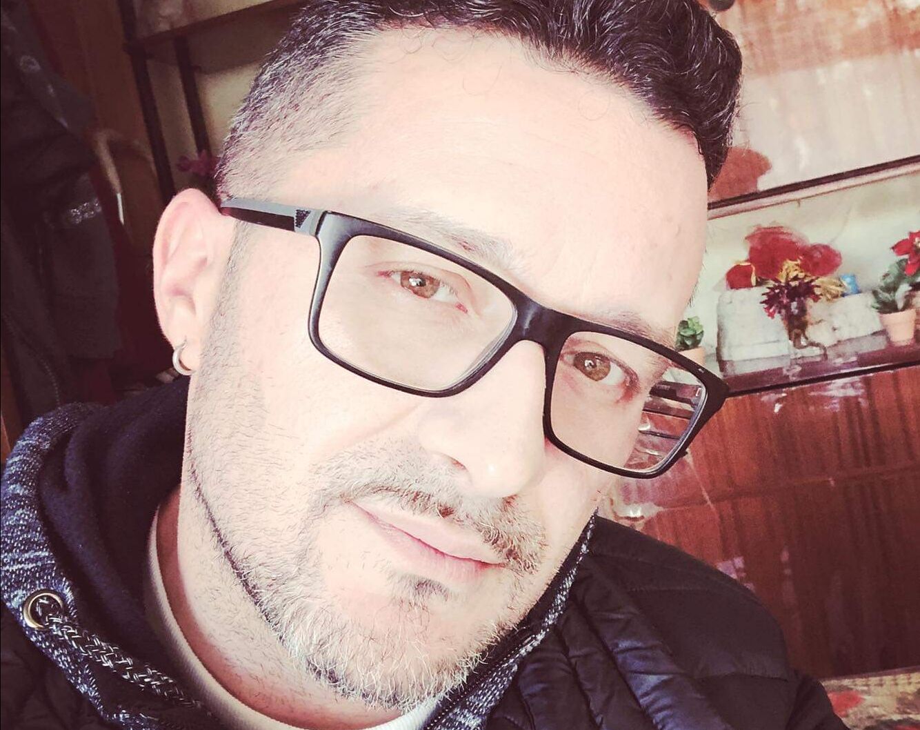 “Oltre 50 chiamate al Cup per prenotare una visita a mio padre 82enne diabetico: non risponde nessuno”