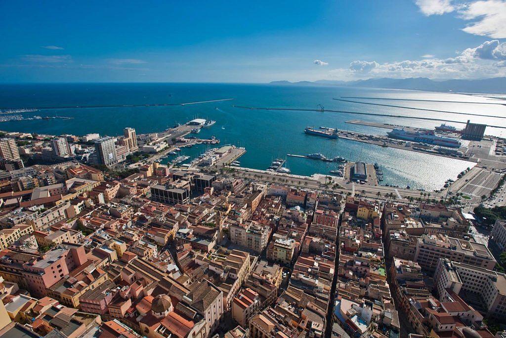 Cagliari, Angius a Radio Casteddu:  “Al porto il rione del tempo libero e della movida”