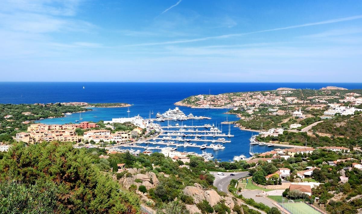 Dalle zone rosse alla zona bianca, si può fare: “Incubo invasione, Solinas protegga la Sardegna”