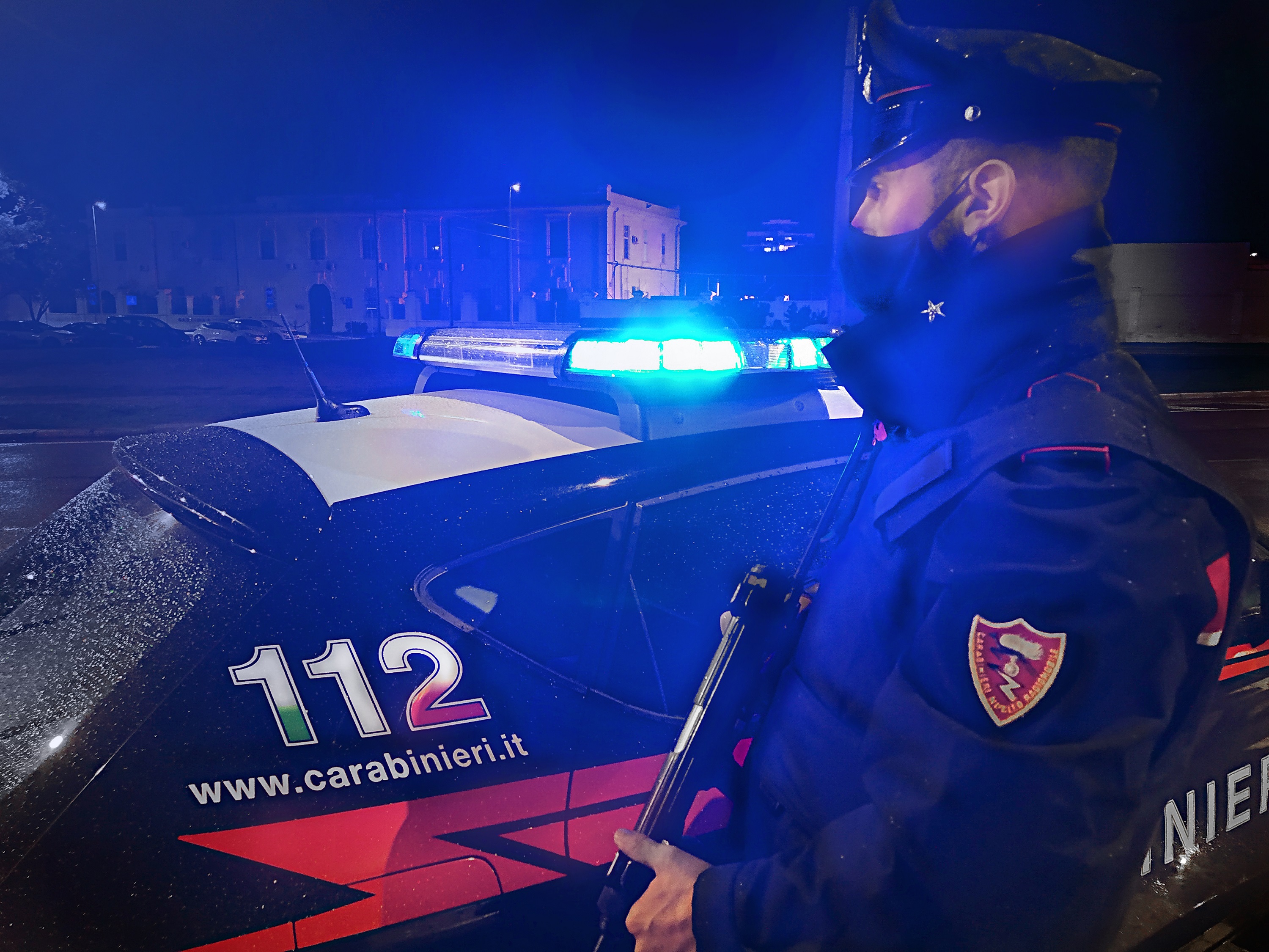 Incendio di 2 auto a Villacidro, operatore sanitario fregato dalle telecamere