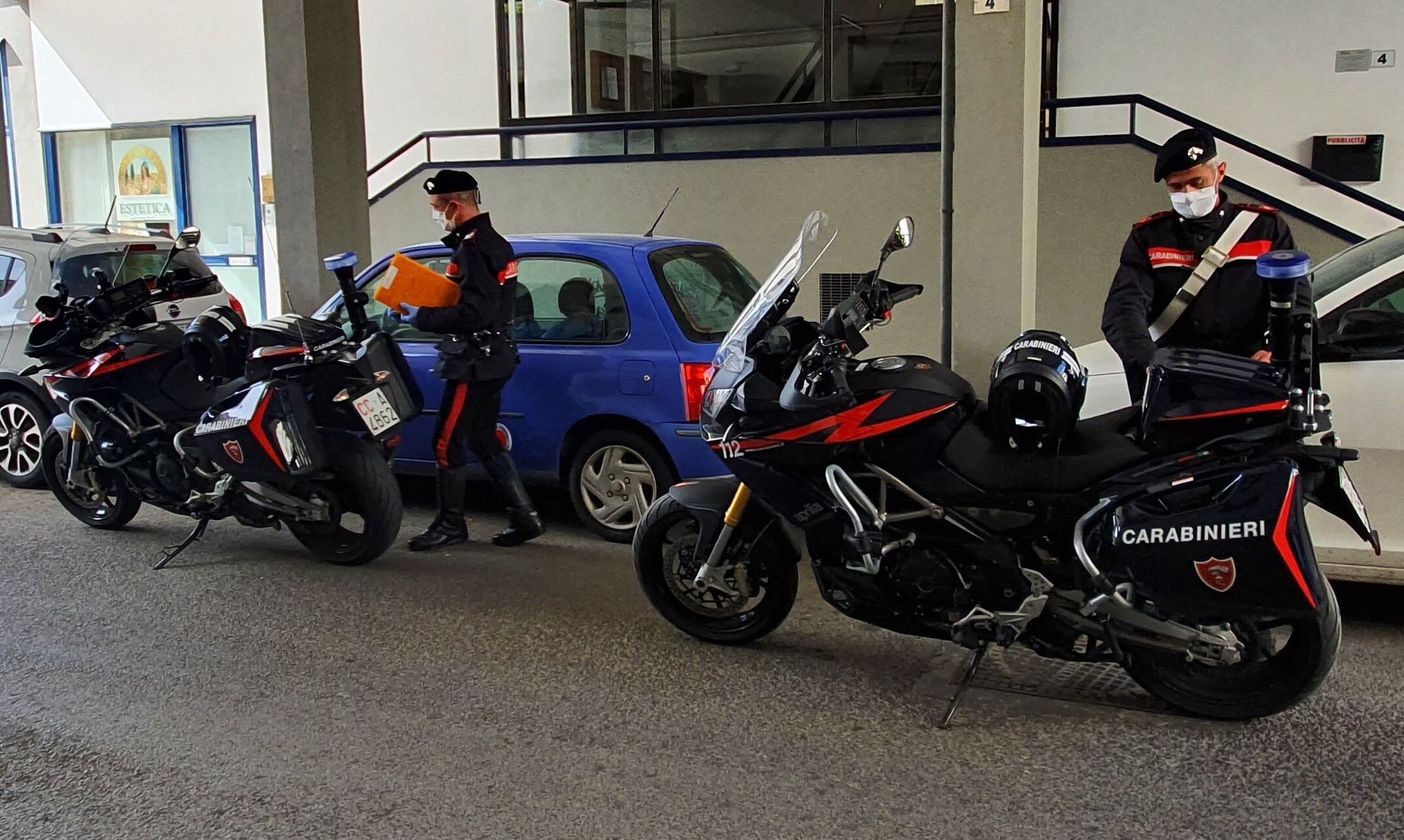 Denaro e marijuana, 19enne arrestato dai carabinieri a Sant’Antioco
