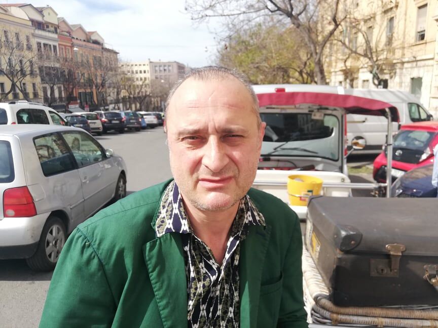 Il virus ammazza anche le Api turistiche a Cagliari, Claudio Dessì: “Debiti su debiti, dal Governo solo mille euro”