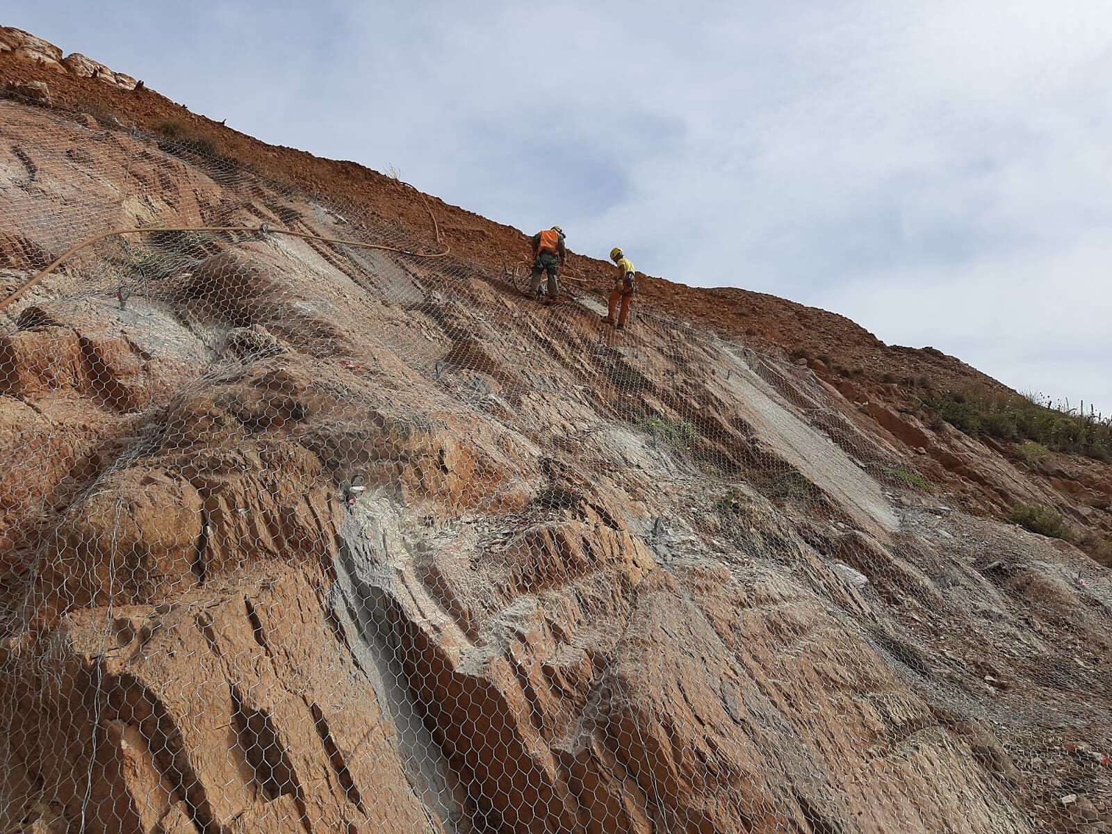 Monte Poni, conclusi i lavori di messa in sicurezza del costone roccioso sulla statale 126