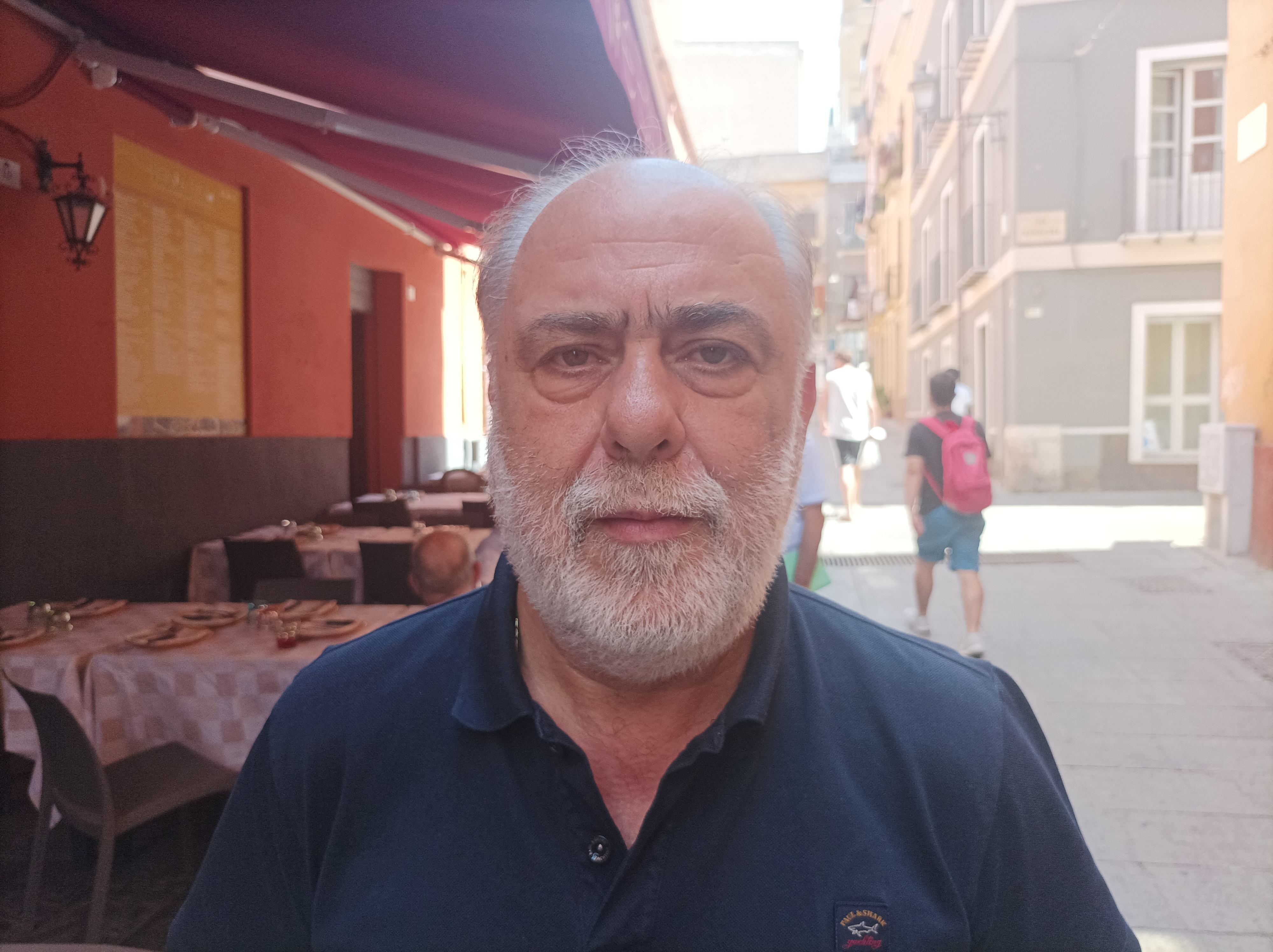 Cagliari, “no al green pass nei ristoranti: molti giovani preferiscono il reddito di cittadinanza”