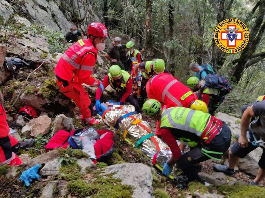 Fluminimaggiore, è un arrampicatore tedesco il 33enne travolto e ucciso da un masso