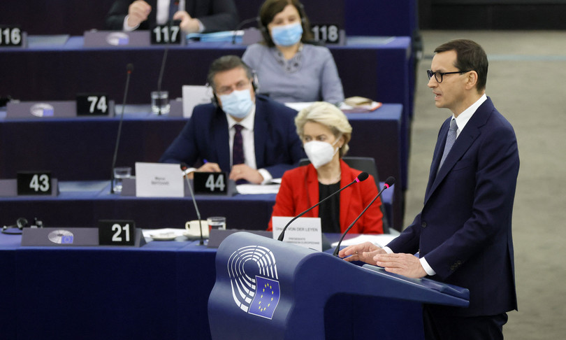 Parlamento UE, scontro durissimo tra Polonia e Commissione europea: rischio Polexit?