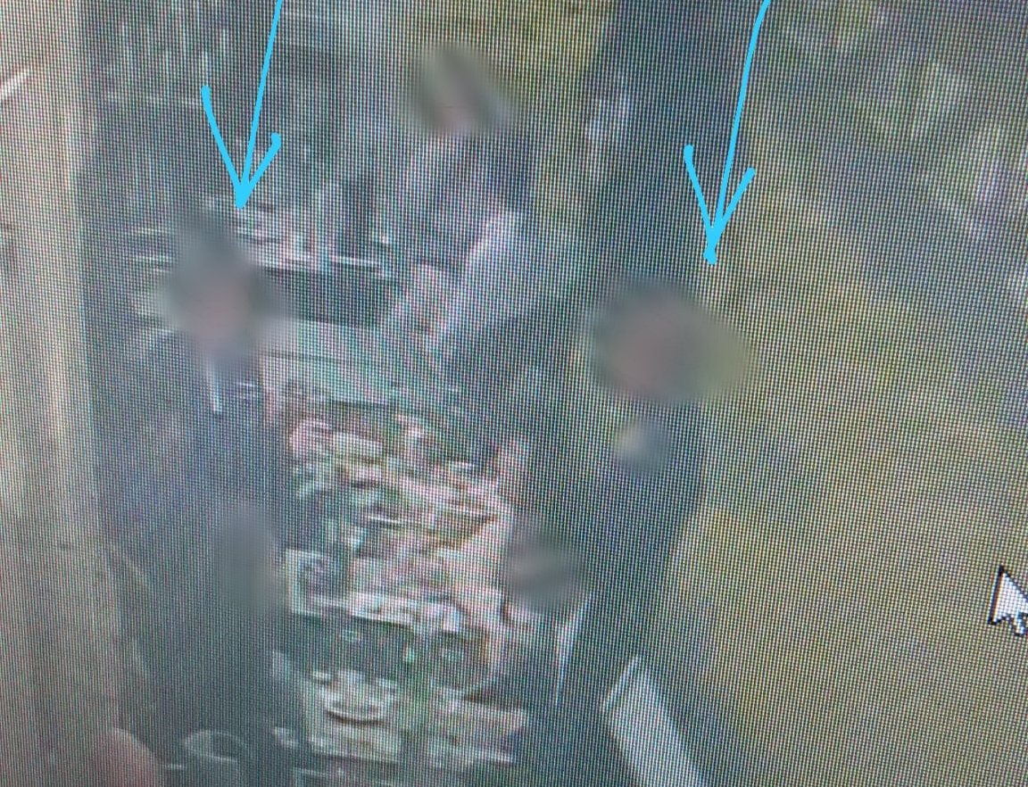 Cagliari, mangiano ostriche e astice e scappano senza pagare: “Tornate con 215 euro o vi denuncio”