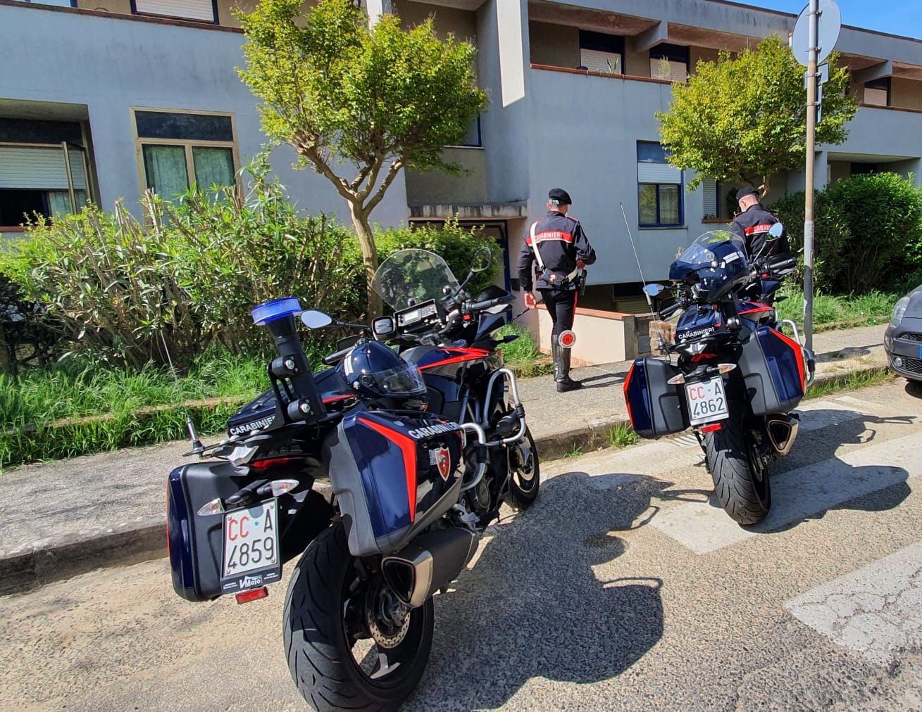 Danneggiamento, rapina e lesioni: in carcere una disoccupata di Assemini