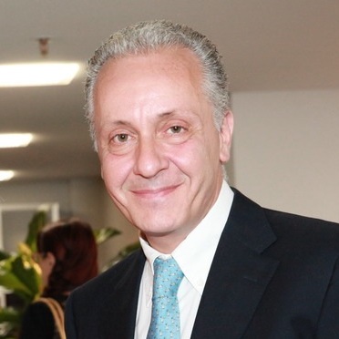 Cagliari, al premio Alziator Luciano Regolo e il libro su Natuzza Evolo