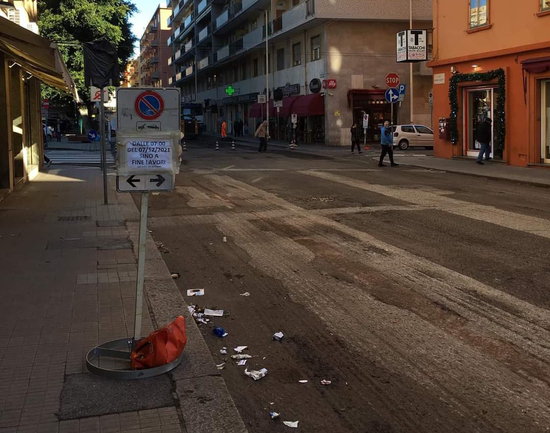 Cagliari, commercianti in rivolta a San Benedetto: “Lavori e divieto di sosta per giorni proprio sotto Natale”