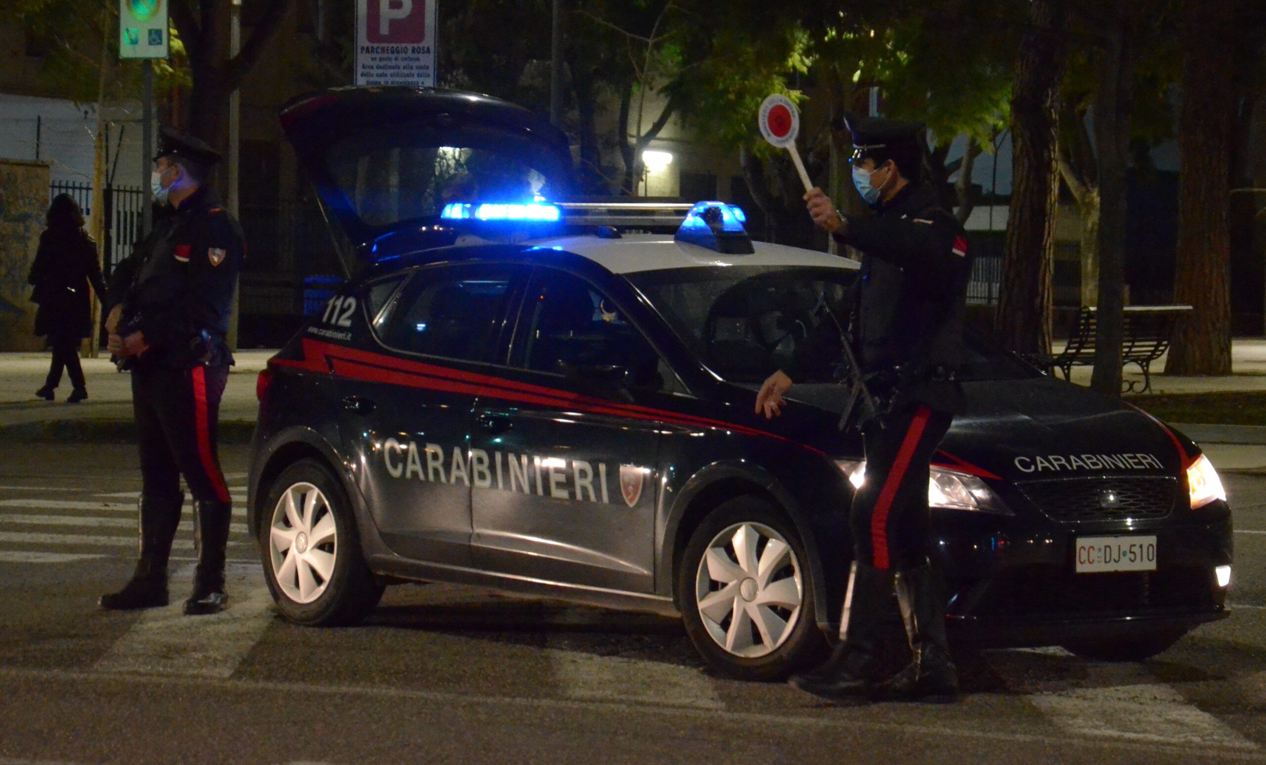 Alla guida ubriaco, senza assicurazione e carta di circolazione: una denuncia a Capoterra