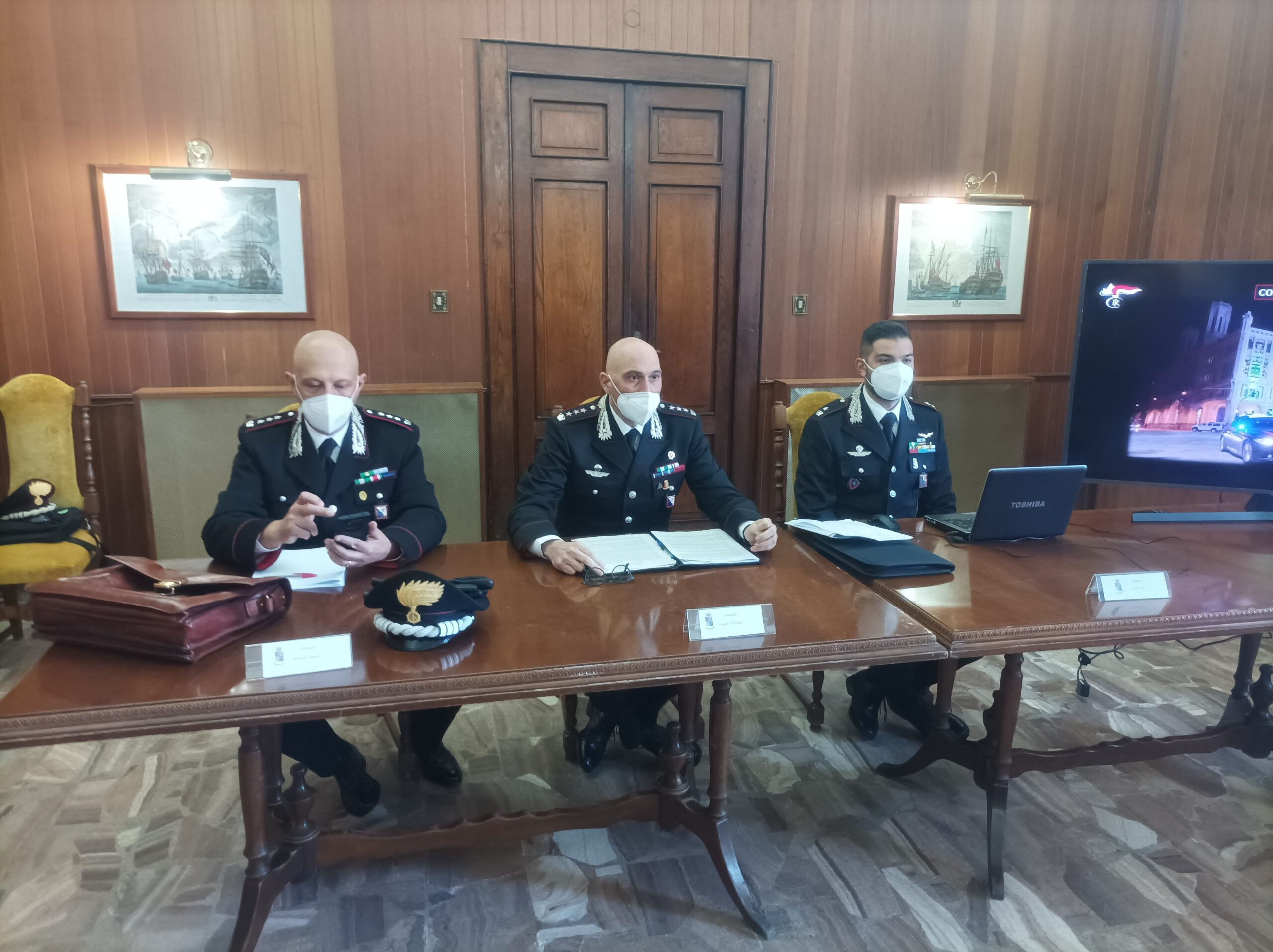 Tonnellate di coca e hascisc dalla Colombia a Cagliari, la droga nascosta in gru e cisterne: 11 arresti