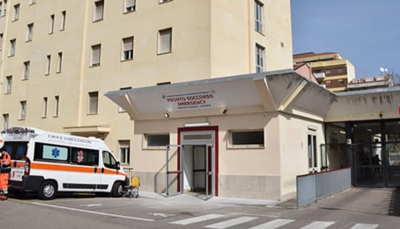 Gli ispettori del Ministero in ospedale a Sassari per la 25enne che ha perso il bambino: l’avevano rimandata a casa perché non aveva tampone