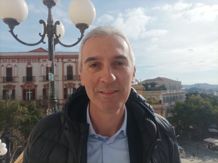 Cagliari, “isole ecologiche sotterranee per i rifiuti ma resteranno tutti i mastelli”