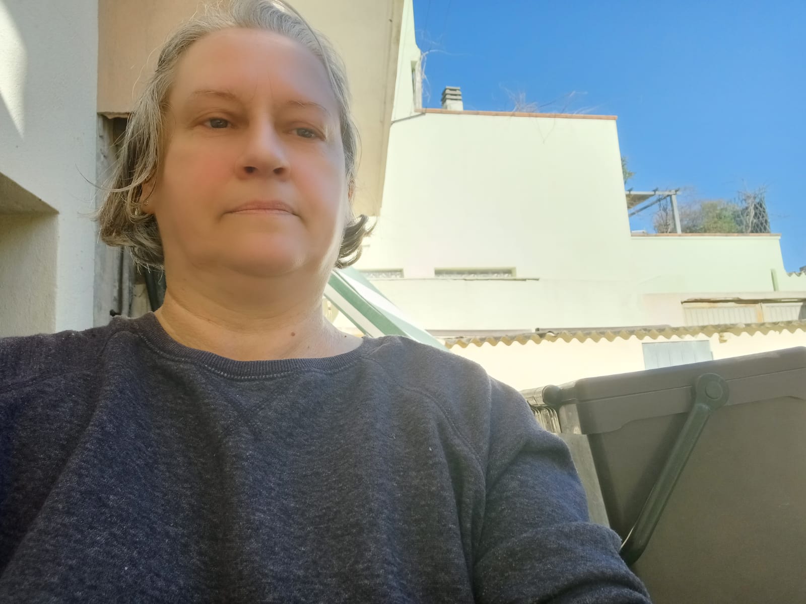 Quartu, fratturata beffata: “Rimandata a casa senza i nuovi mastelli anche se ho pagato la Tari”