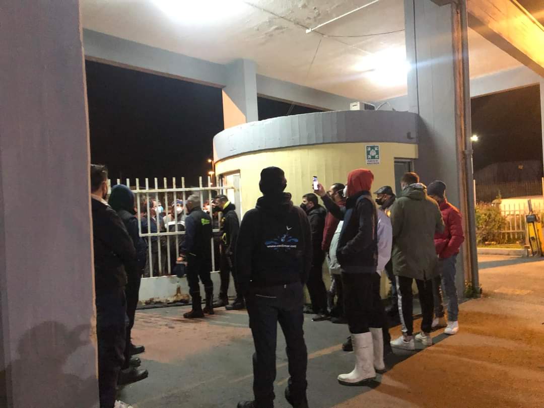 Blitz di Assl e guardia costiera al mercato del pesce di Cagliari, operatori furiosi: “Vogliamo solo lavorare”