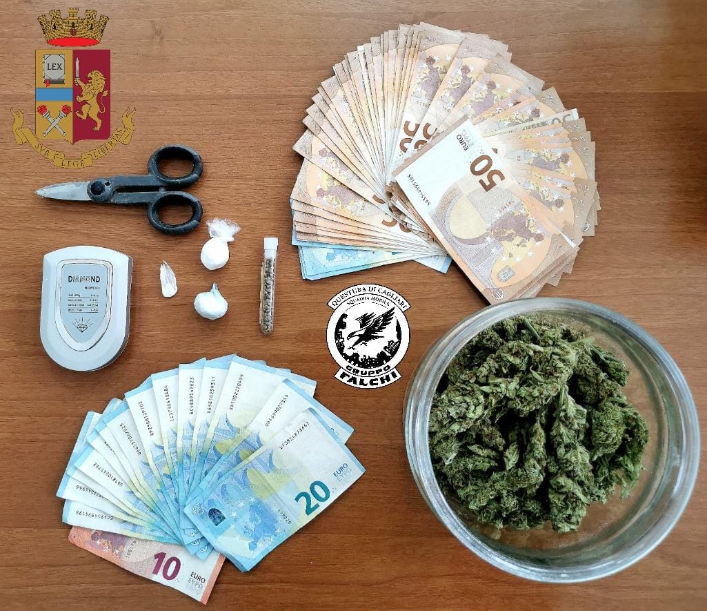 Maracalagonis, nel garage di casa una serra per coltivare marijuana: denunciato un 41enne
