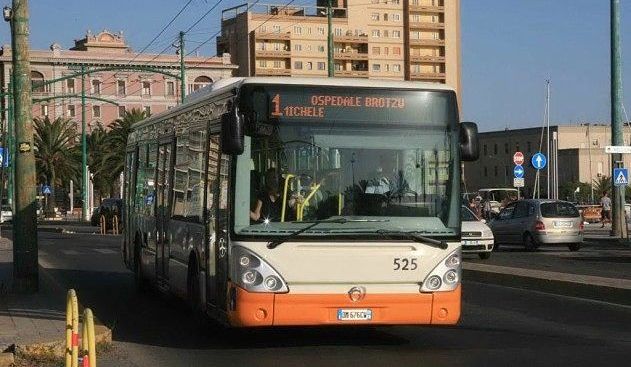 “Tagli al Ctm: a Cagliari meno corse e bus più affollati, con maggiori rischi per il Covid”