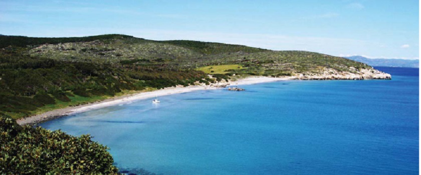 Hotel di lusso con terme da 120 posti di lavoro a Sant’Antioco: no degli ecologisti