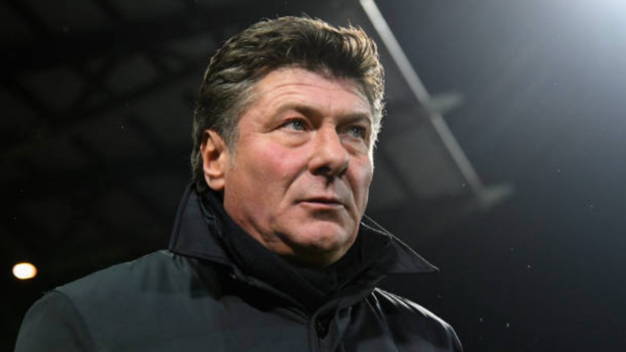 Cagliari, Walter Mazzarri verso l’esonero: Agostini in pole per salvare i rossoblù