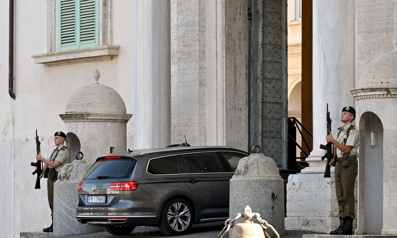 L’ultimo atto di Draghi alla Camera, poi al Quirinale per le dimissioni