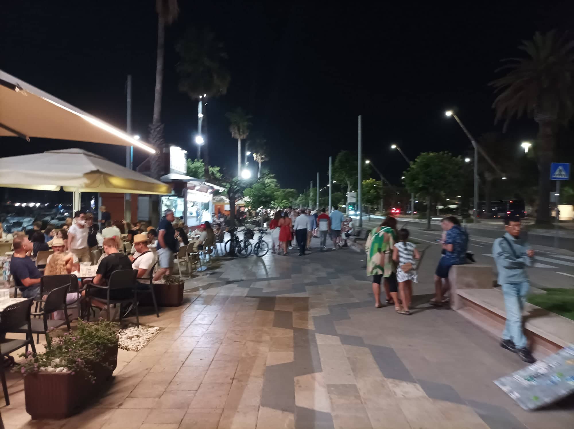 Luglio e agosto da tutto esaurito in Sardegna, boom di turisti: “E anche settembre regalerà sorprese”