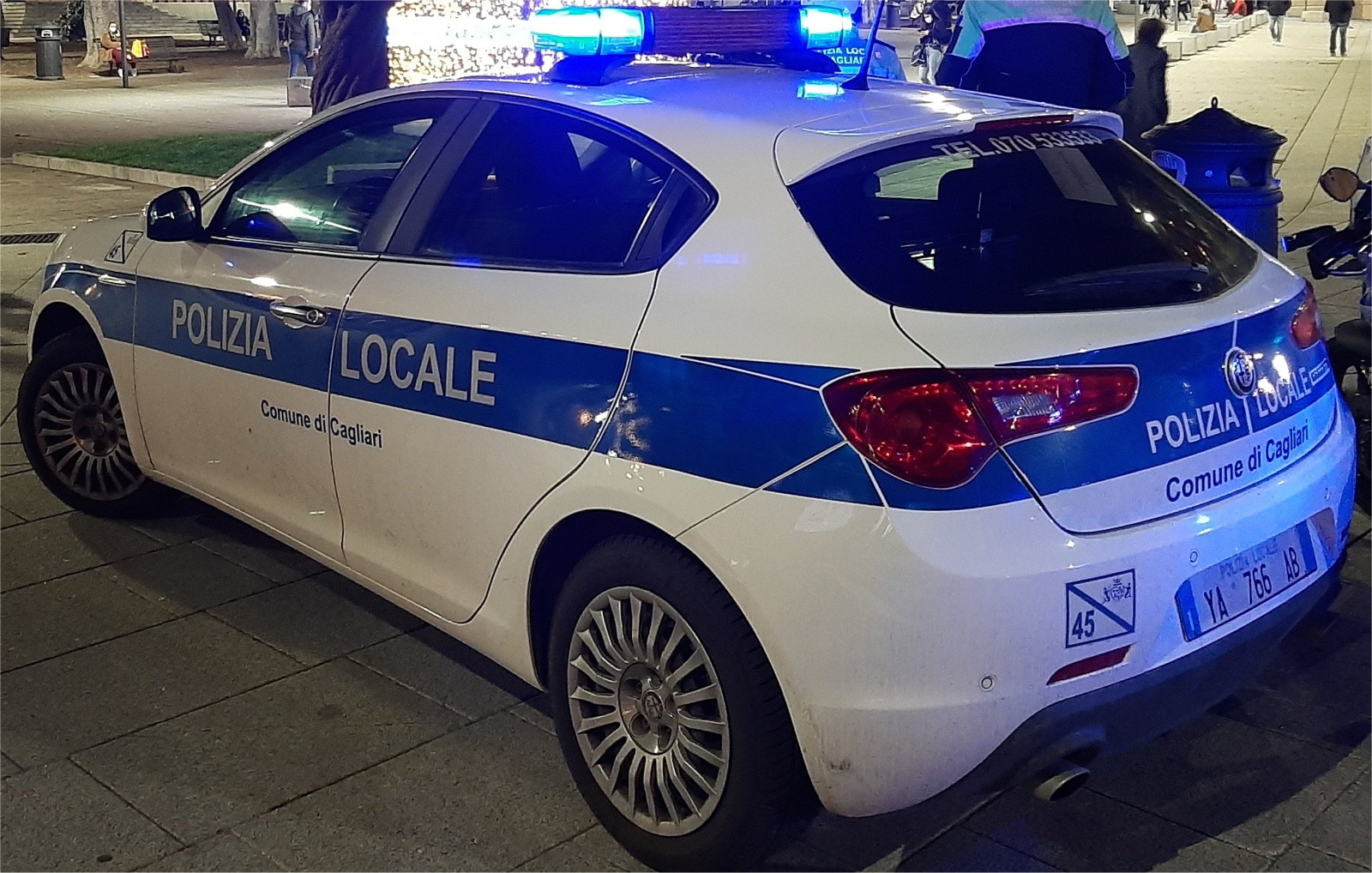 Cagliari, causa un incidente e scappa senza prestare soccorso ai feriti: rintracciato e denunciato
