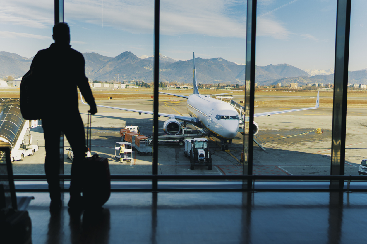 Sardegna, l’sos di chi lotta contro un cancro ai polmoni: “Impossibile prendere un aereo per andare a curarci”