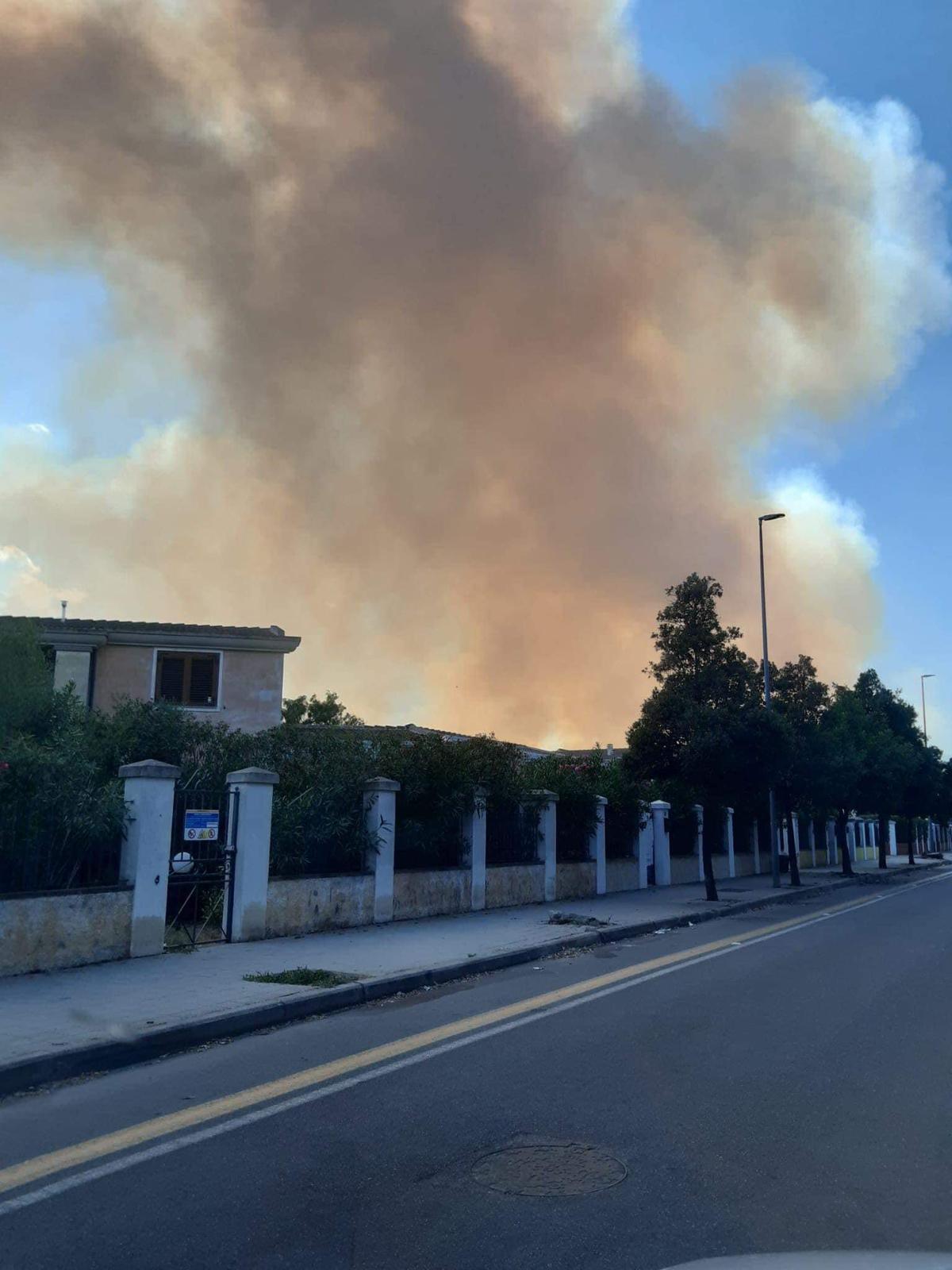 Capoterra, mega incendio sfiora la Residenza del Sole: “Come ogni anno e nonostante il rinnovamento”