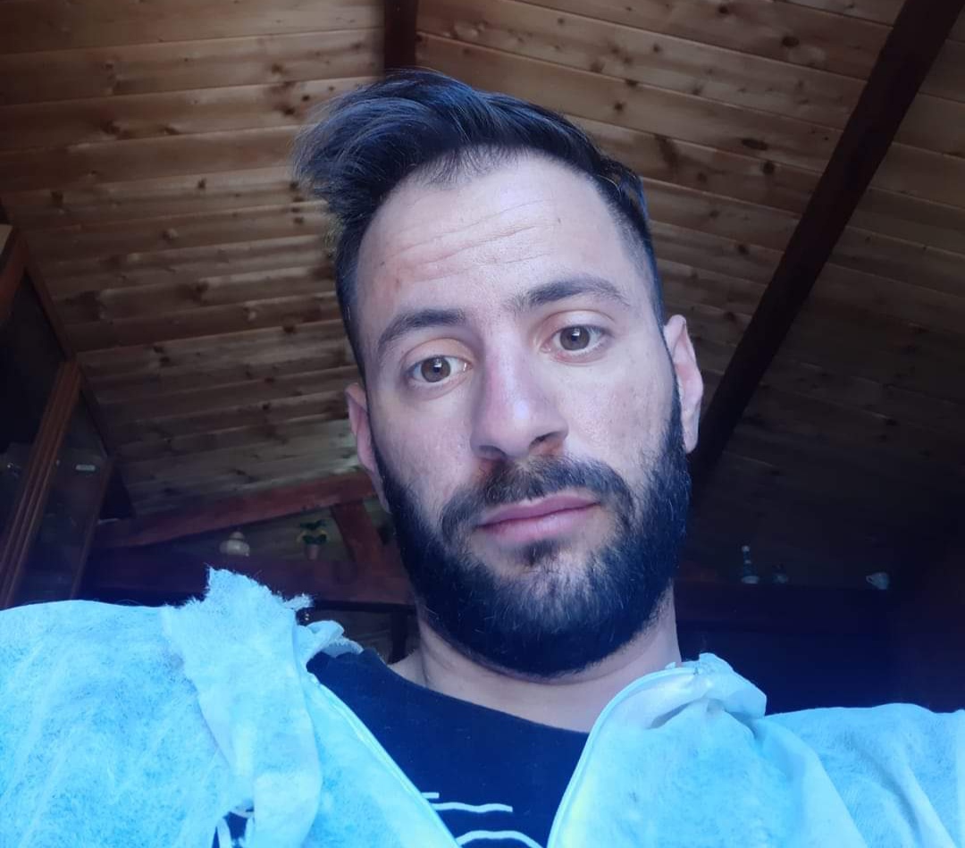 Lo choc degli amici di Nicola, morto dopo lo schianto sul Lungosaline: “Lasci un vuoto immenso”