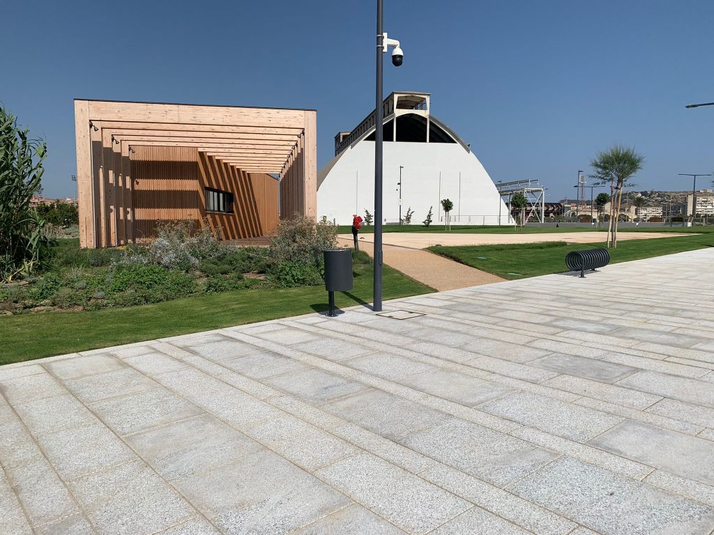 Cagliari, l’idea per il Padiglione Nervi: “Un grande polo del food sul mare”