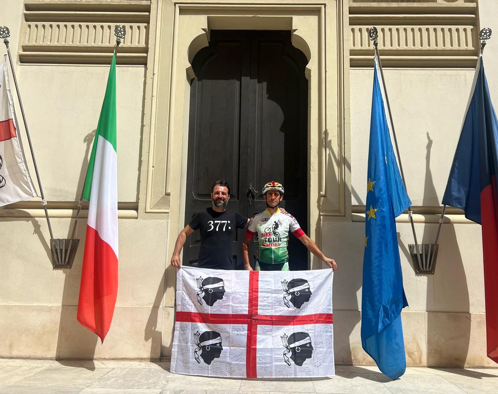 Si conclude Route 377, il tour estremo in bicicletta attraverso tutti i 377 comuni sardi