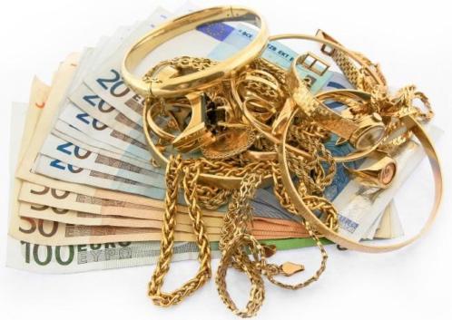 Famiglie in ginocchio per la crisi, a Cagliari è boom dei “Compro oro” per pagare le bollette