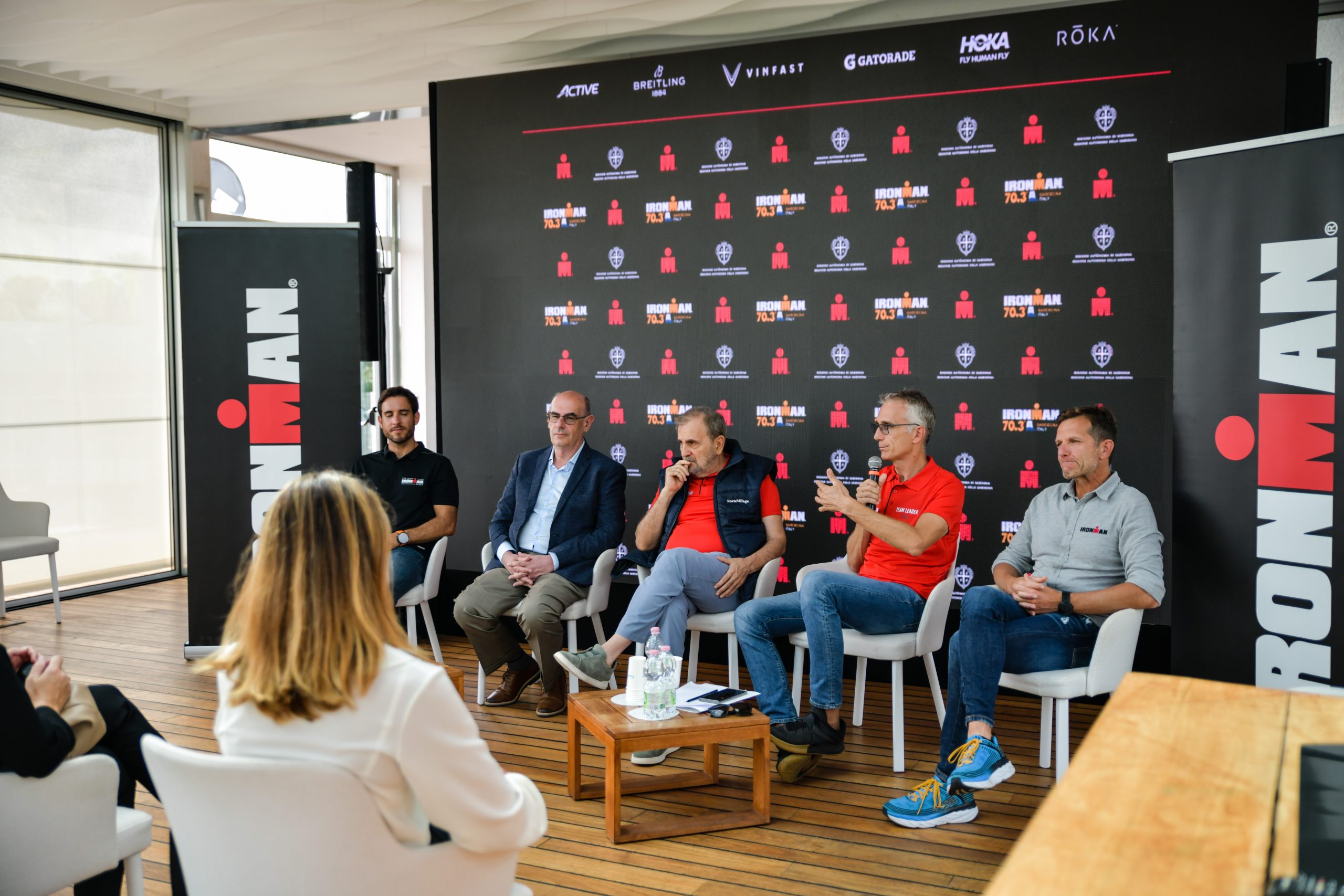 Ironman Sardegna, in uno scenario da sogno l’ultima tappa italiana del Triathlon