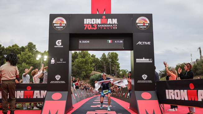 Ironman 70.3 Sardegna, al Forte Village una domenica imperdibile