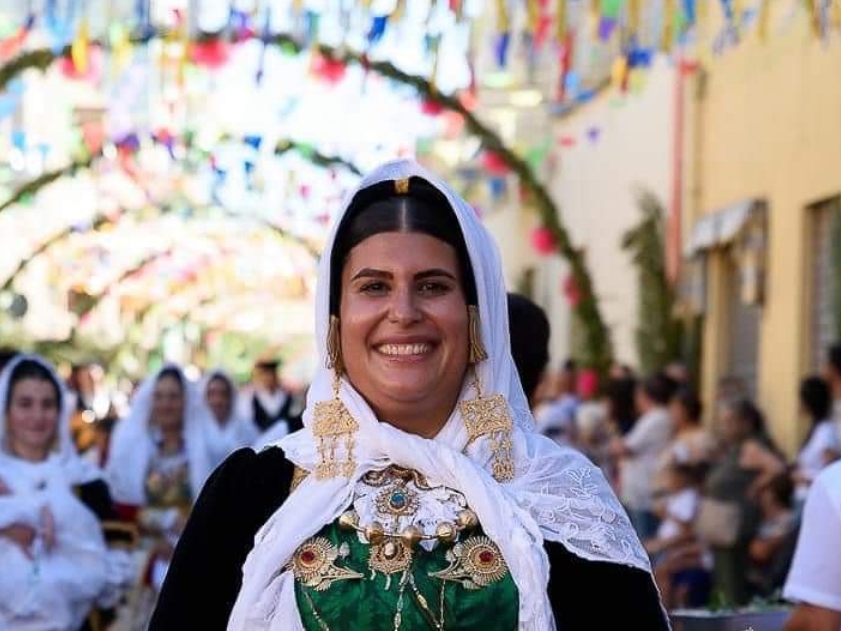 Muore in casa a 29 anni, choc a Quartu e nei gruppi folk per Stefania Mulana