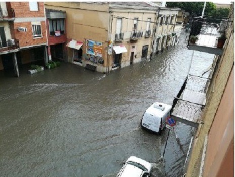 Canale di Terramaini pieno di fango e rifiuti, ecco perché Pirri va sott’acqua con 2 gocce: in arrivo 2 grandi vasche