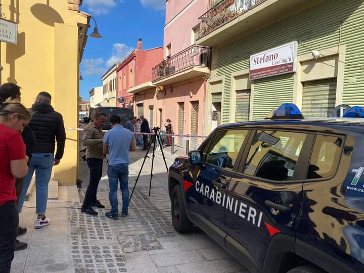 Slobodanka, 48 anni, ammazzata a coltellate dal marito a Capoterra: femminicidio al centro migranti