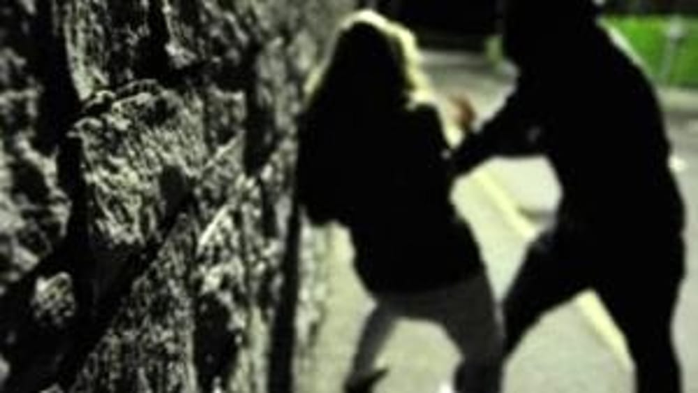 “A Cagliari un maniaco denunciato per violenza sessuale, perchè è stato sempre libero?”